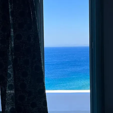 A Bedroom By The Sea Lipsi