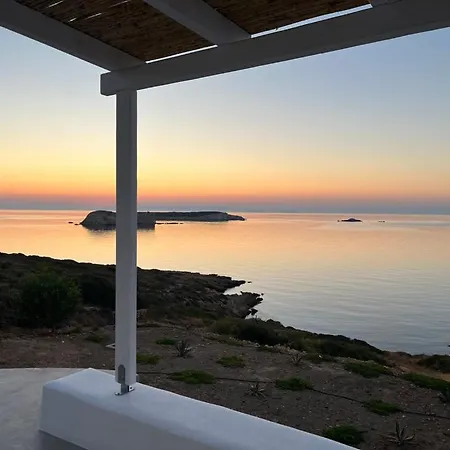 Bed & Breakfast A Bedroom By The Sea *