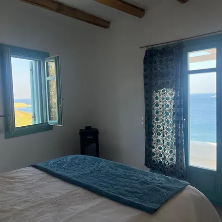 Bed & Breakfast A Bedroom By The Sea *